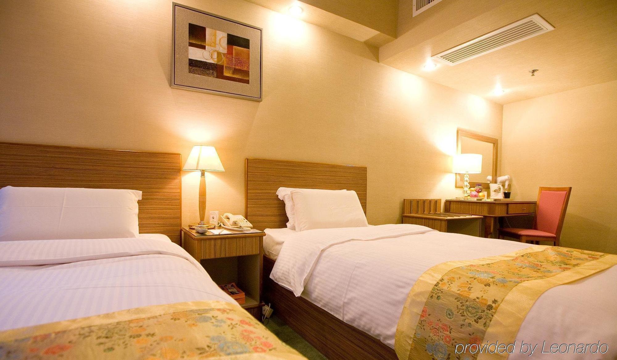 The Imperial Hotel Hong Kong Esterno foto